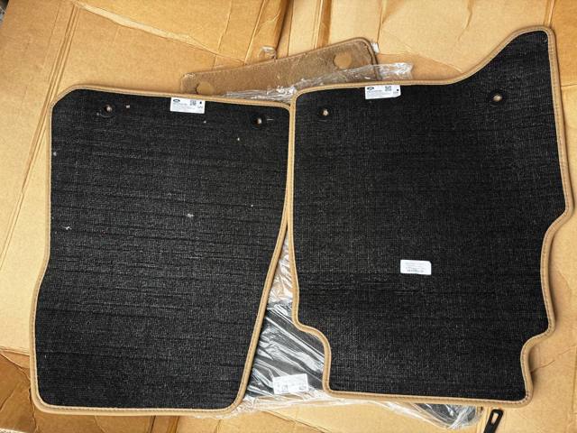 LR180788 LAND ROVER купить в Чернигов