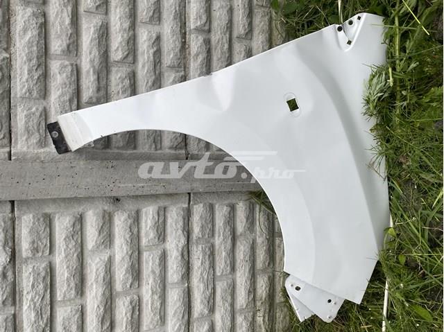 631001301R RENAULT Крыло переднее правое купить в Житомир