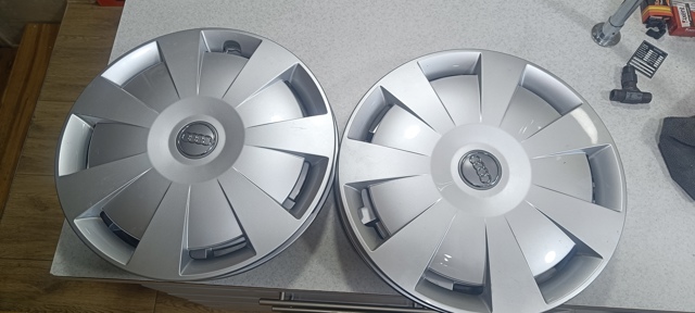 8V0601147D VAG Колпак колесного диска купить в Ирпень