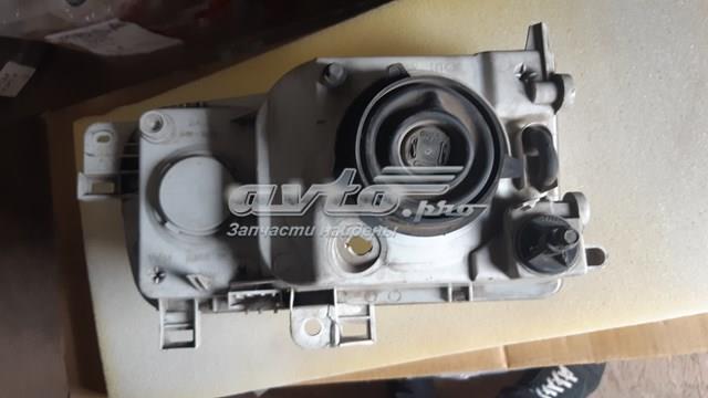 NISSAN 260108C002 Правая фара в наличии Харьков
