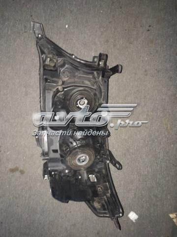 TOYOTA 8113060D33 Фара правая в наличии Киев