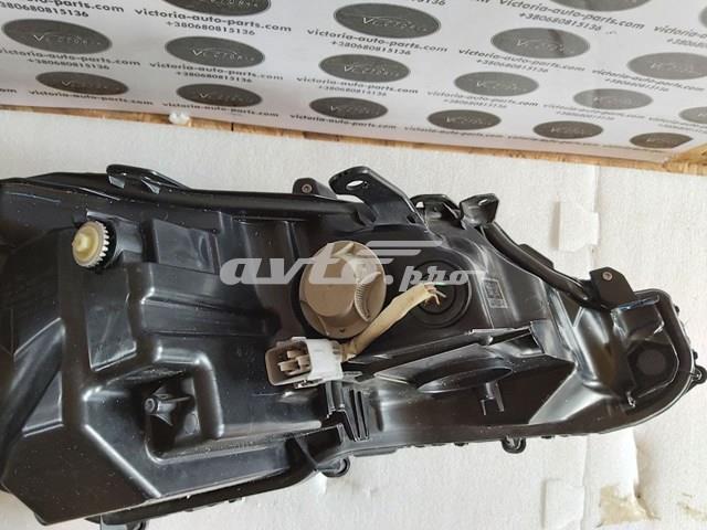TOYOTA 8115006D80 Левая фара в наличии Павлоград