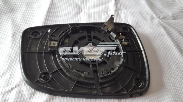 876211R000 HYUNDAI Стекло правого зеркала заднего вида купить в Житомир