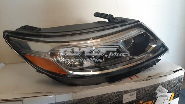 921021U500 HYUNDAI Правая фара купить в Кривой Рог