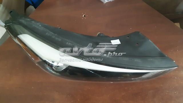 HYUNDAI 92102D3050 Правая фара в наличии Каменское
