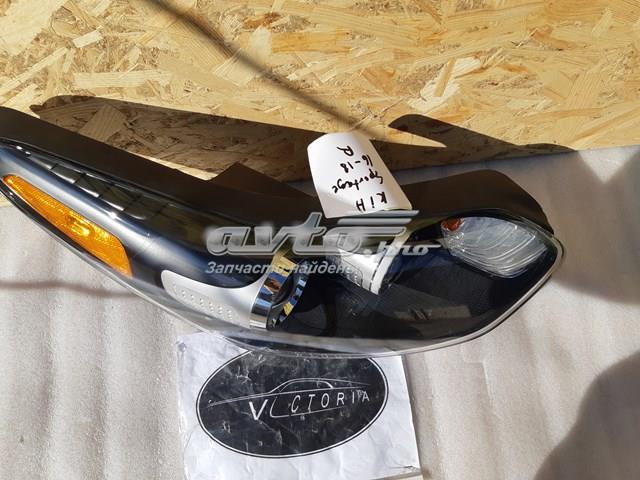 HYUNDAI 92102D9140 Правая фара в наличии Сумы