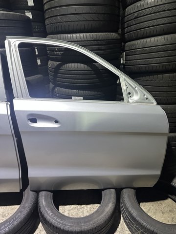 Пассажирская передняя дверь A1667200205 MERCEDES
