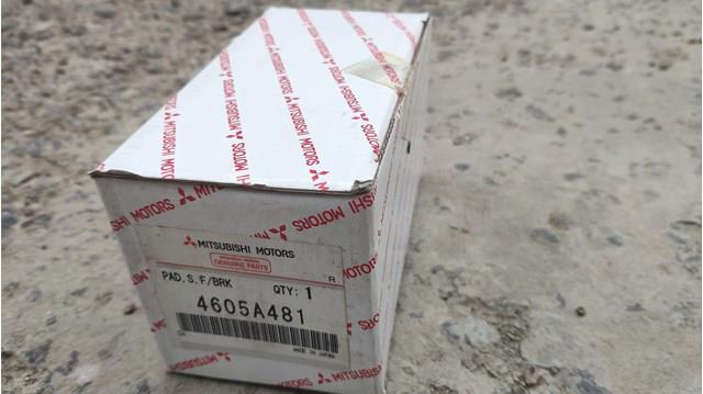 MITSUBISHI 4605A481 Колодки тормозные передние дисковые в наличии Кривой Рог