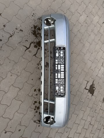 Буфер (бампер) передний 8200152587 RENAULT