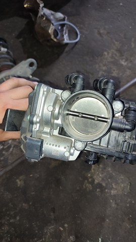 13547618838 BMW Дроссельная заслонка в сборе купить в Ровно