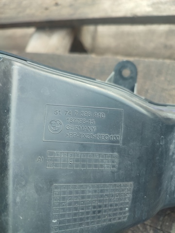 51747396940 BMW Воздуховод тормозного диска правый купить в Тернополь