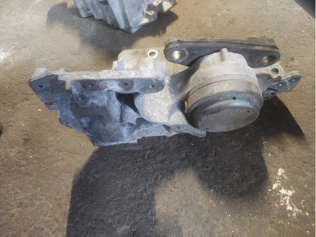 11220JD700 NISSAN Подушка (опора) двигателя левая верхняя купить в Житомир