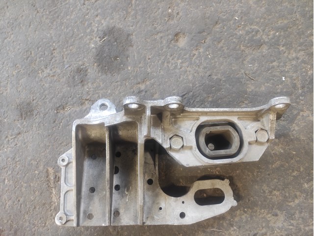 11254JD000 NISSAN Кронштейн подушки (опоры) двигателя левой купить в Хмельницкий