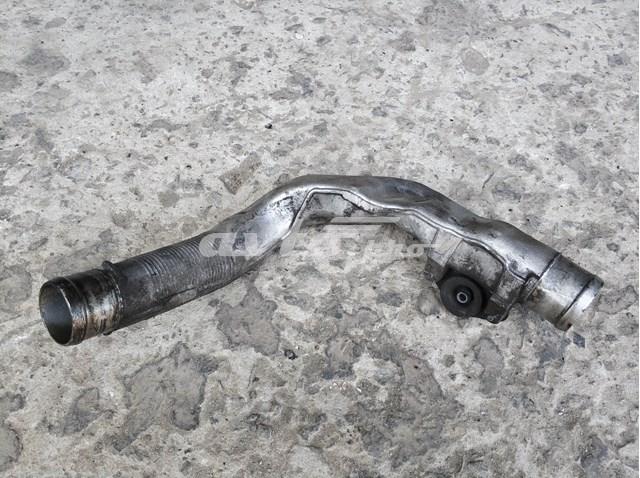 Патрубок интеркуллера 14460JD71A NISSAN