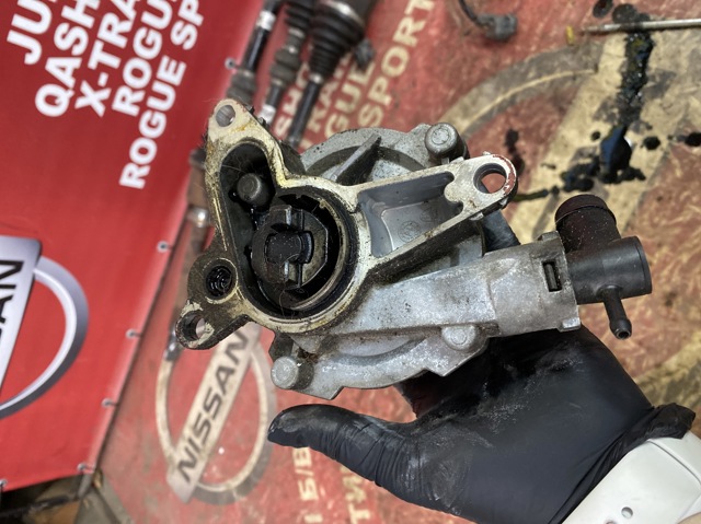 146503760R NISSAN Насос вакуумный купить в Запорожье
