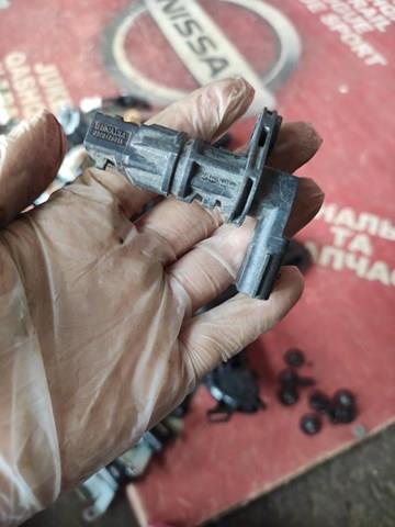RENAULT 237313661R Датчик положения распредвала в наличии Запорожье