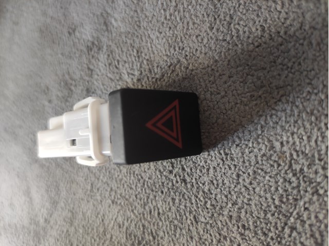 25290JD00A NISSAN Кнопка аварийки купить в Ужгород