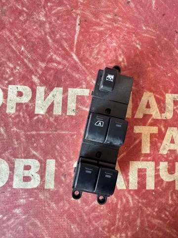 25401BB60B Кнопочный блок управления стеклоподъемником передний левый купить Одесса