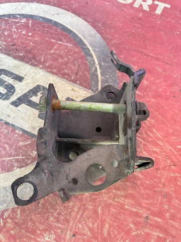 55430BA60A NISSAN Кронштейн задней балки купить в Одесса