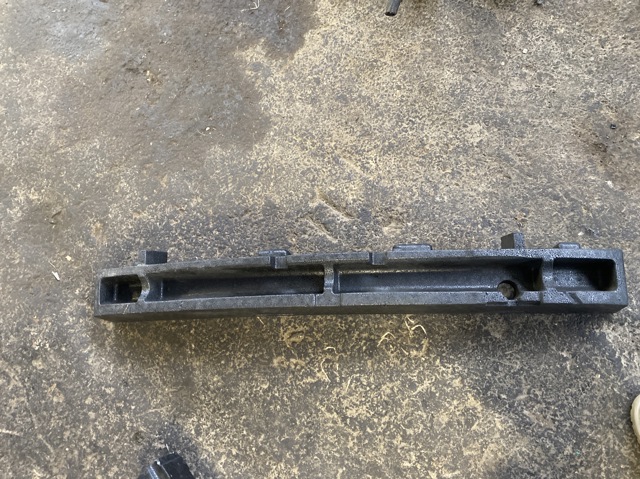 Наполнитель бампера переднего 620904EA0A NISSAN