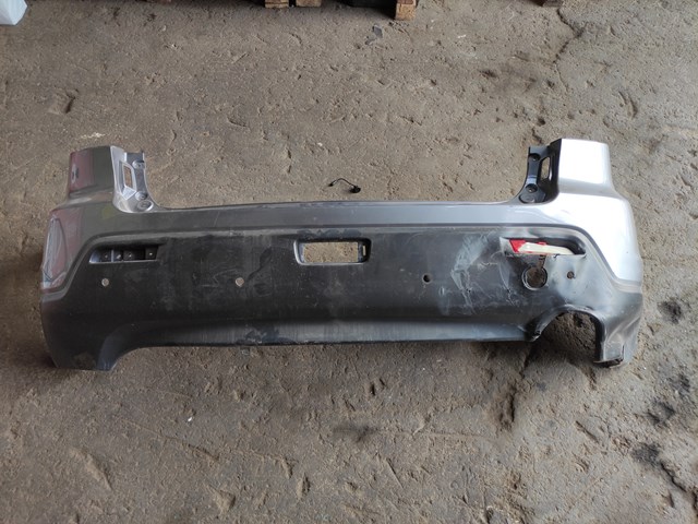 Задний бампер 6410C027 MITSUBISHI