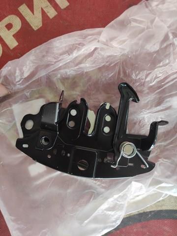 Запор капота (замок и привод замка капота) 656014BA0A NISSAN