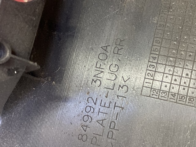 NISSAN 849923NF0A Облицовка задней панели багажника в наличии Тернополь