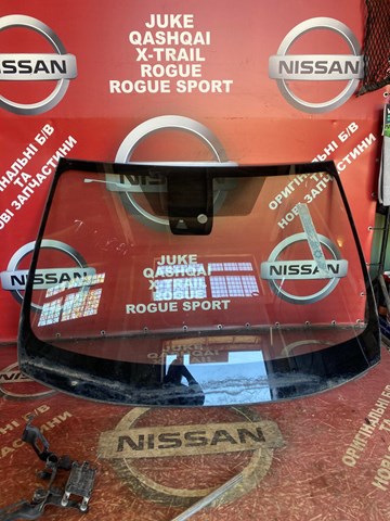 NISSAN G27006FK0B Лобовое стекло в наличии Ровно