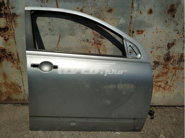 Пассажирская передняя дверь H0100EY1MC NISSAN