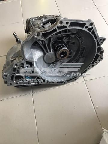 Коробка скоростей механика 55355489 GM