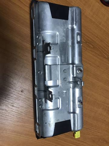 Подушка Айрбег водителя защиты коленей 5G2880842 VAG