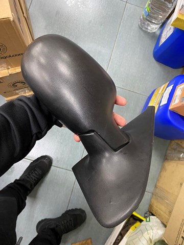 Зеркало наружное правое 963012634R RENAULT