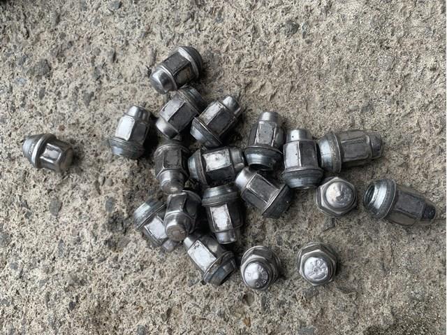 09594682 General Motors гайка колесная