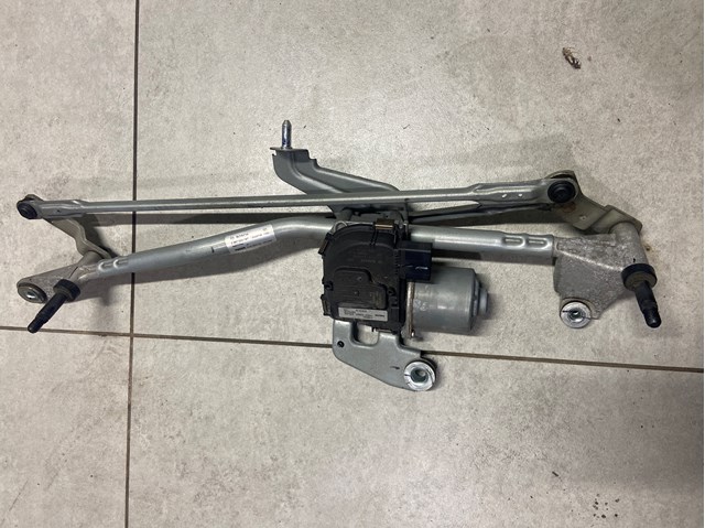 Трапеция стеклоочистителя 31696283 VOLVO