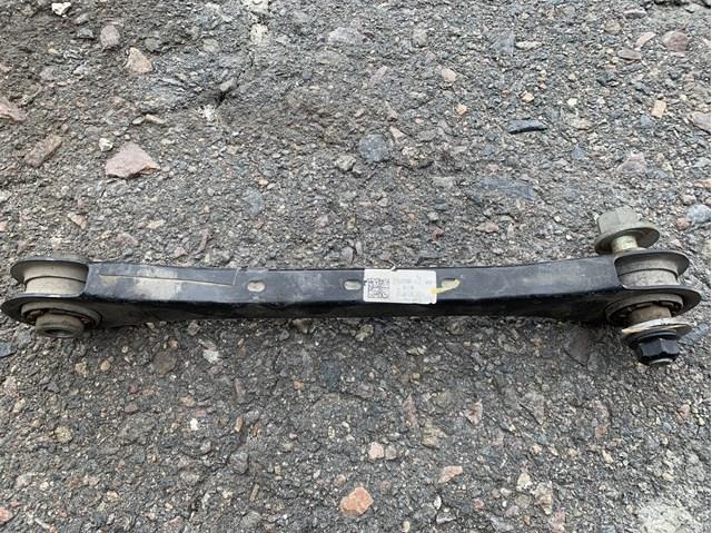 Тяга поперечная реактивная задней подвески 55250G2100 HYUNDAI