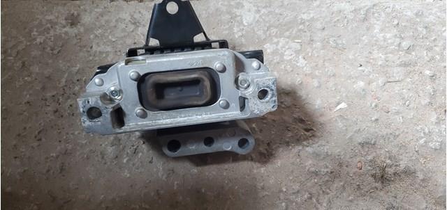 2910A345 MITSUBISHI Левая подушка двигателя купить в Николаев