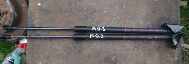 Амортизатор задней двери 5802A780 MITSUBISHI