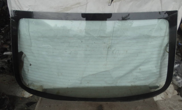 Стекло заднее 6131A089 MITSUBISHI