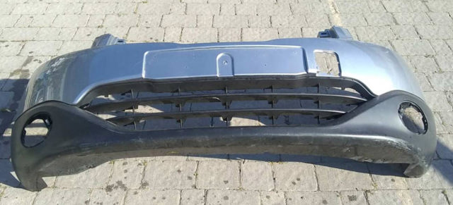 Бампер передний 62022BR00H NISSAN