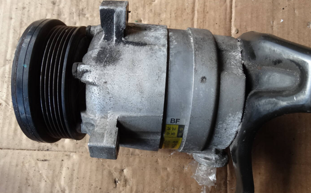 Компрессор кондиционера 715022 GM