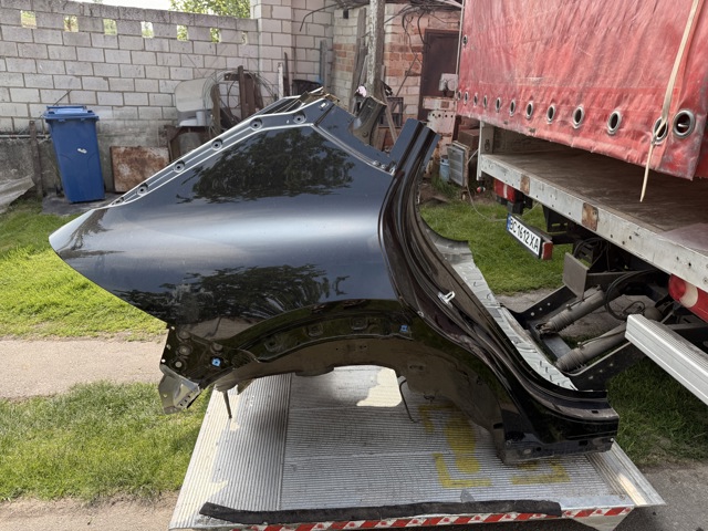 71504CVC00 Крыло заднее правое купить Украина