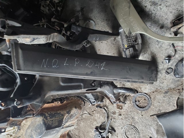 Молдинг двери передней левой 80871BR01A NISSAN