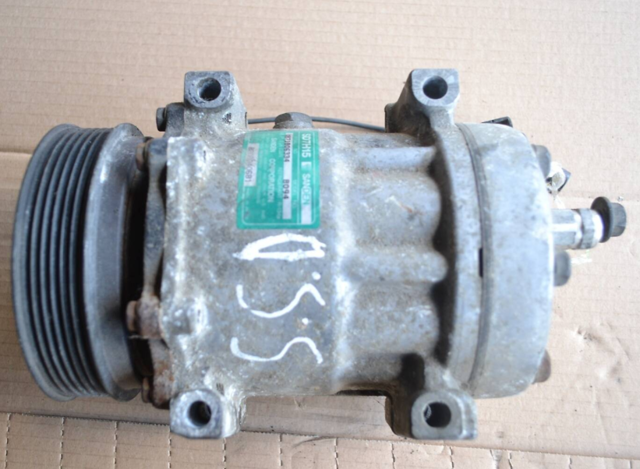 Компрессор кондиционера 8200040681 MITSUBISHI