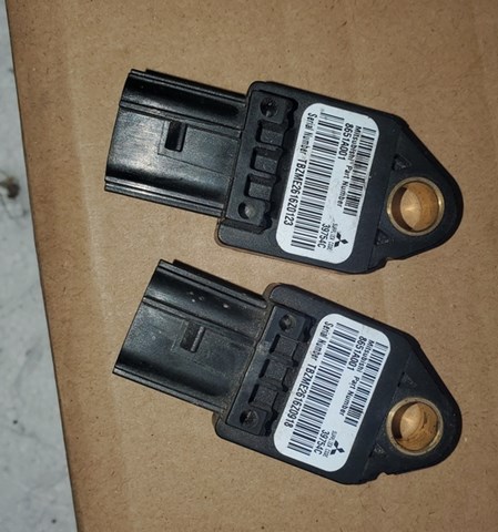 MITSUBISHI 8651A001 Датчик удара в наличии Каменское