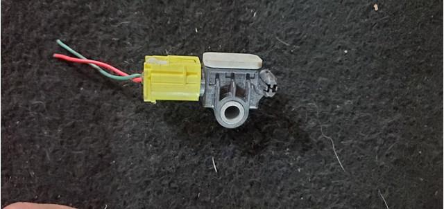 8651A166 MITSUBISHI Датчик удара купить в Ужгород