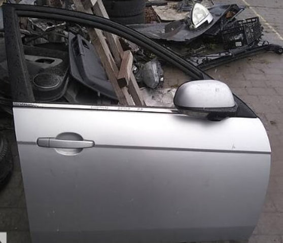 Пассажирская передняя дверь 96635580 GM