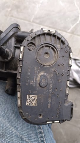 Дроссельная заслонка DS7E9F991BB FORD