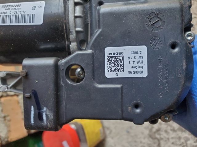 FORD FT4B17504AE Мотор стеклоочистителя лобового стекла левый в наличии Одесса