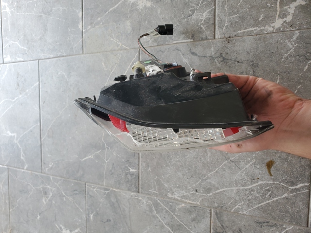 HT4Z13405E Фонарь задний левый купить Тернополь