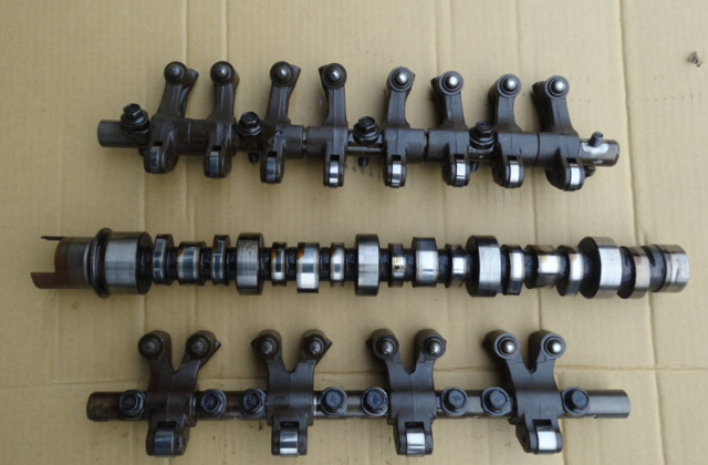 Вал распределительный MD375060 MITSUBISHI
